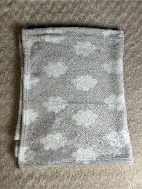 Parent's Choice Gray White Clouds Baby Blanket Plush Soft Security Lovey